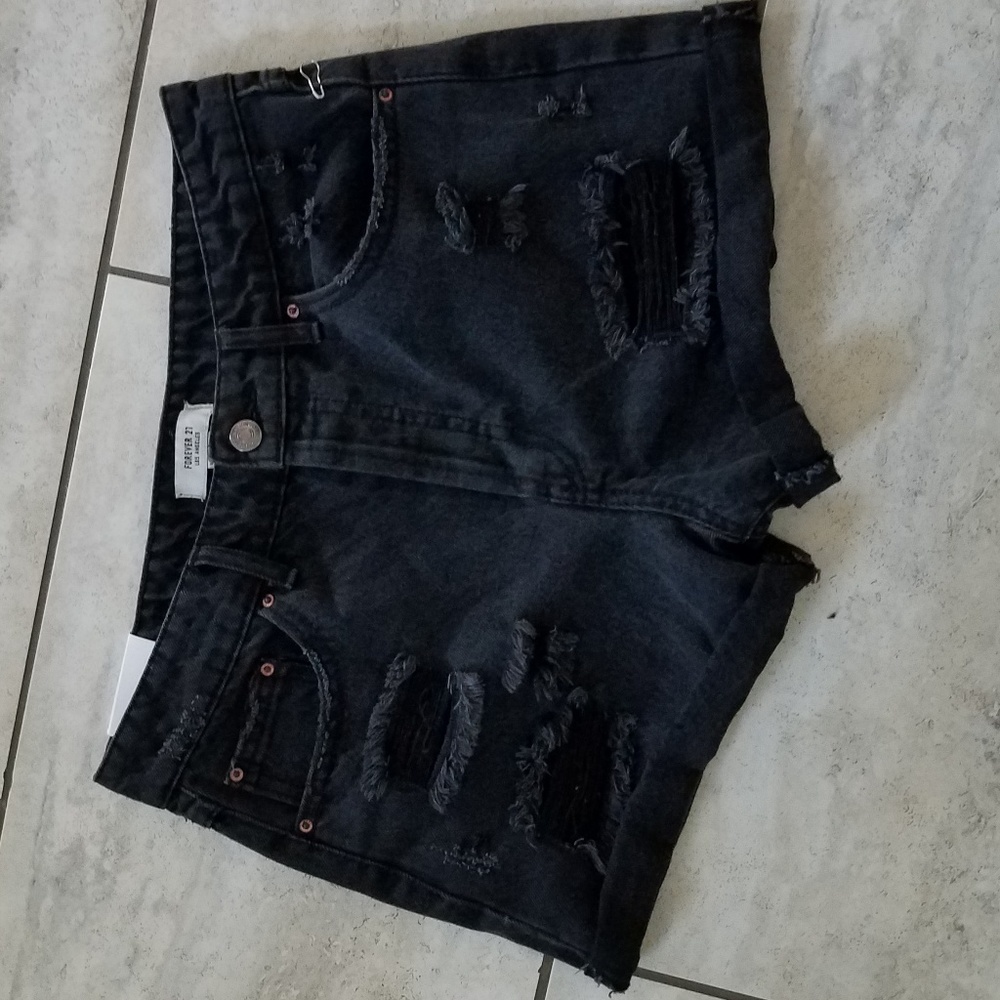 26 Forever21 Black Girlfriend Shorts